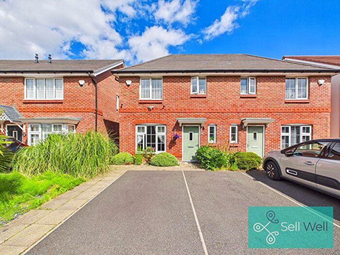 3 Bedroom Semi-Detached House For Sale In Falkirk Drive, Eccles, Manchester, M30
