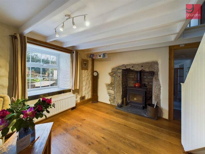 5 Bedroom Detached House For Sale In Higher Ninnis, Redruth, TR16