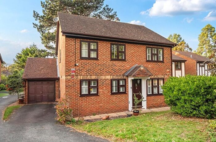 4 Bedroom Detached House For Sale In Old Manor Way, Chislehurst, Kent, BR7