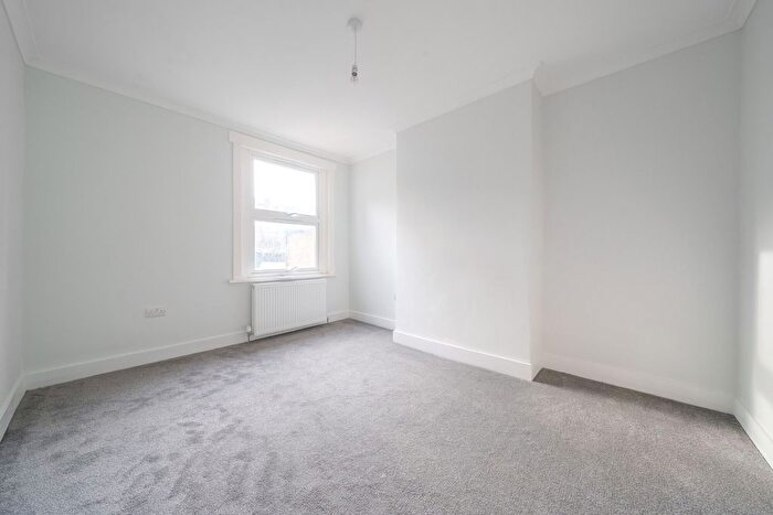2 Bedroom Flat For Sale In Nithdale Road, London, SE18