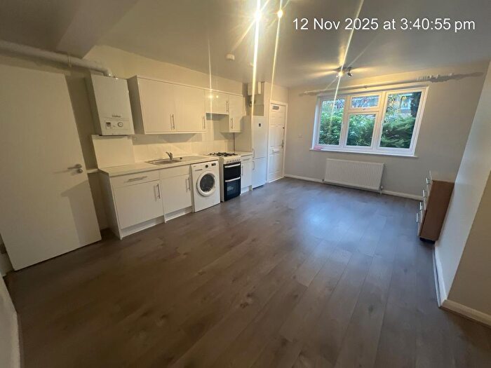 1 Bedroom Flat To Rent In Tulse Hill, London, SW2