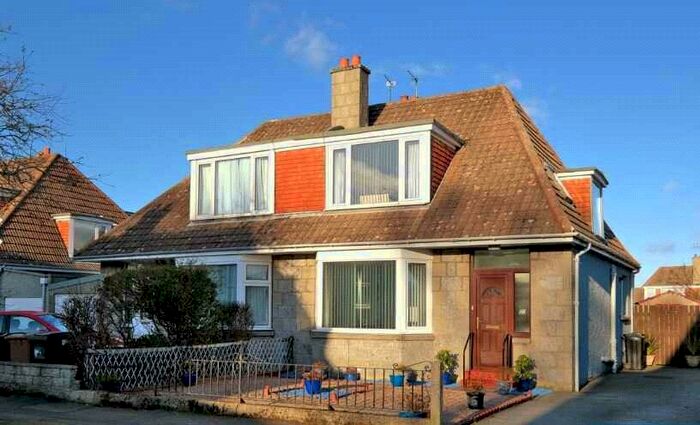 3 Bedroom Semi-Detached House To Rent In Airyhall Place, City Centre, Aberdeen, AB15