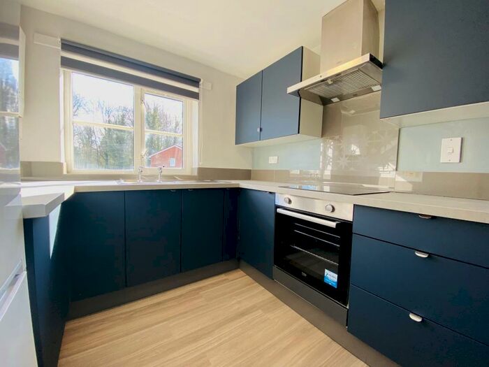 2 Bedroom Maisonette To Rent In Sand Martin Court, Kingfisher Way, Uttoxeter, ST14