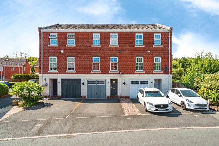 4 Bedroom Town House For Sale In Hazel Pear Close, Horwich, Bolton, Greater Manchester, BL6