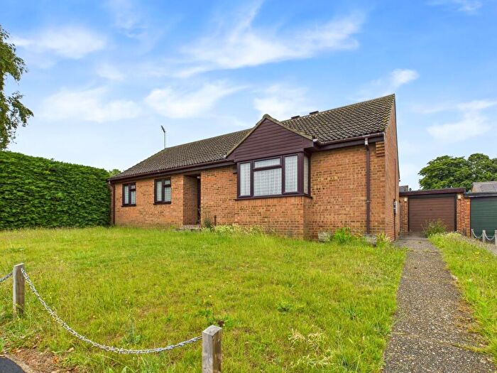 3 Bedroom Detached Bungalow For Sale In Hamilton Way, Downham Market, PE38