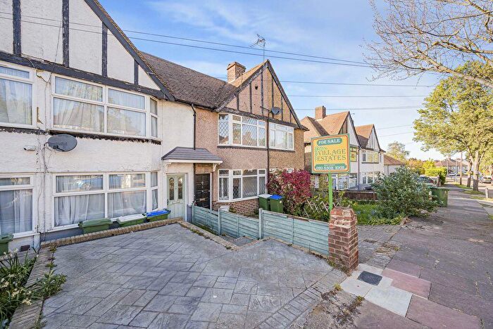 2 Bedroom Terraced House For Sale In Mount Culver Avenue, Sidcup, DA14