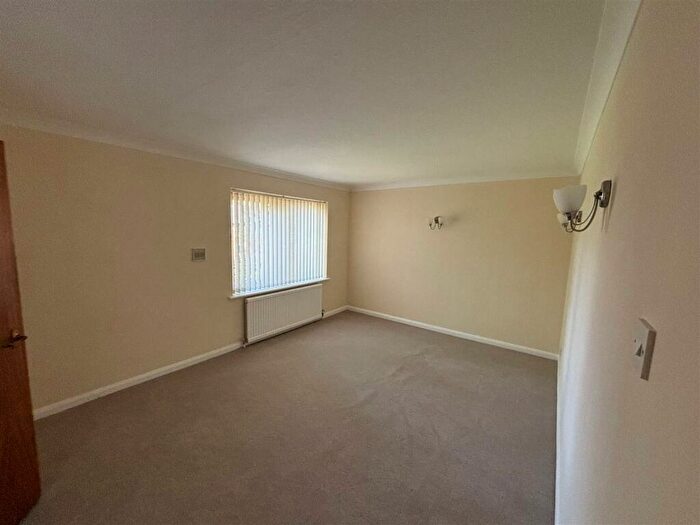 2 Bedroom Apartment To Rent In Park View, Hoddesdon, EN11