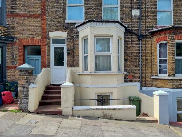1 Bedroom Flat To Rent In Basement Flat, Thanet Road, Ramsgate, Kent, CT11