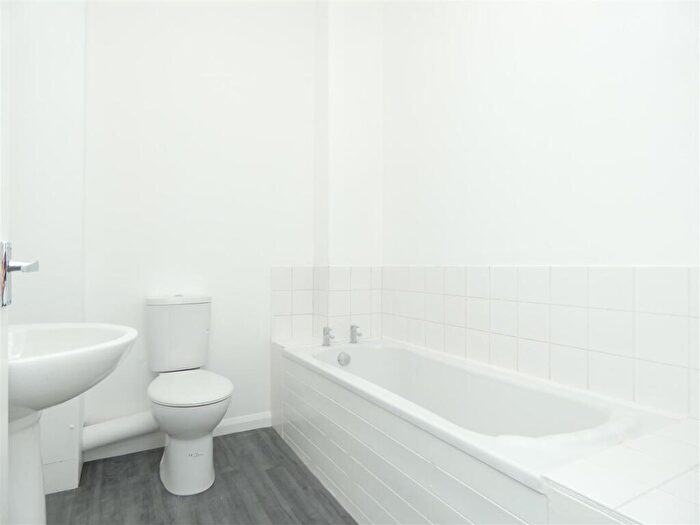 1 Bedroom Flat To Rent In Ramsgate Road, Broadstairs, CT10
