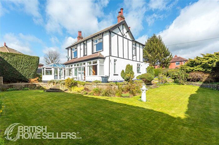 3 Bedroom Detached House For Sale In Dewsbury Road, Tingley, Wakefield, West Yorkshire, WF3