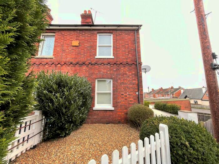 2 Bedroom End Of Terrace House To Rent In Woodland Road, Tunbridge Wells, Kent, TN4