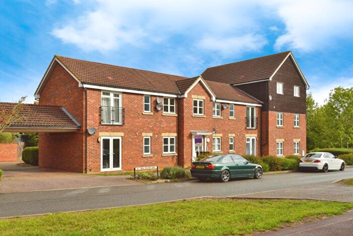 1 Bedroom Flat For Sale In Otterburn Crescent, Oakhill, Milton Keynes, MK5