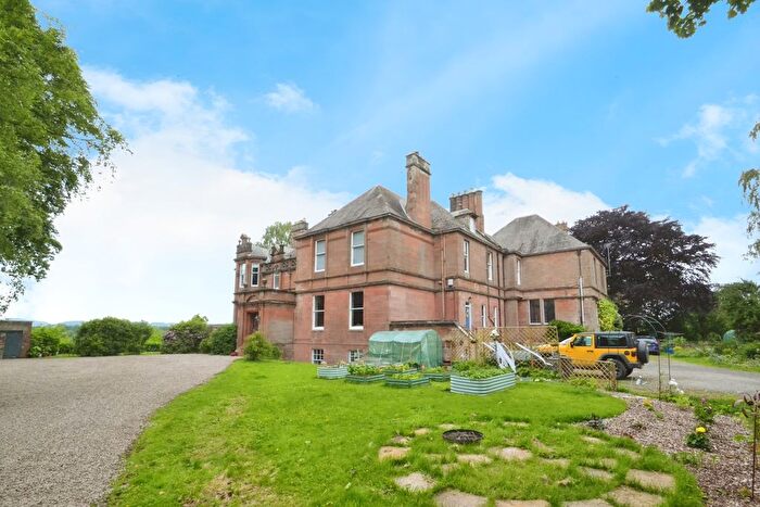 2 Bedroom Flat For Sale In Kirkmahoe, Dumfries, Dumfries And Galloway, DG1
