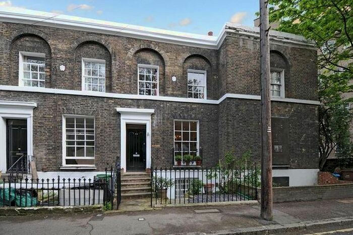 2 Bedroom Flat To Rent In King Edward Walk, Kennington, SE1