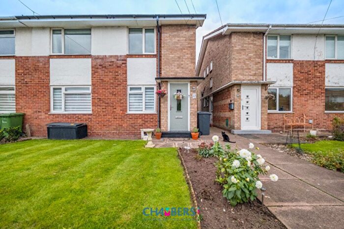 2 Bedroom Maisonette For Sale In Vesey Close, Water Orton, B46