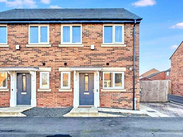 2 Bedroom Semi-Detached House For Sale In Eskdale Drive, Jarrow, Tyne And Wear, NE32