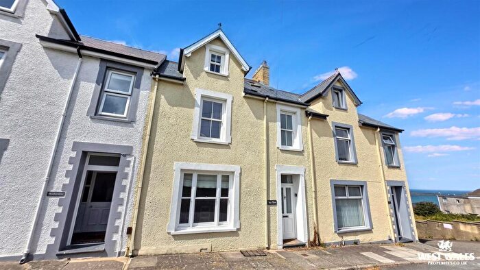 5 Bedroom Terraced House For Sale In Windy Hall, Fishguard, SA65