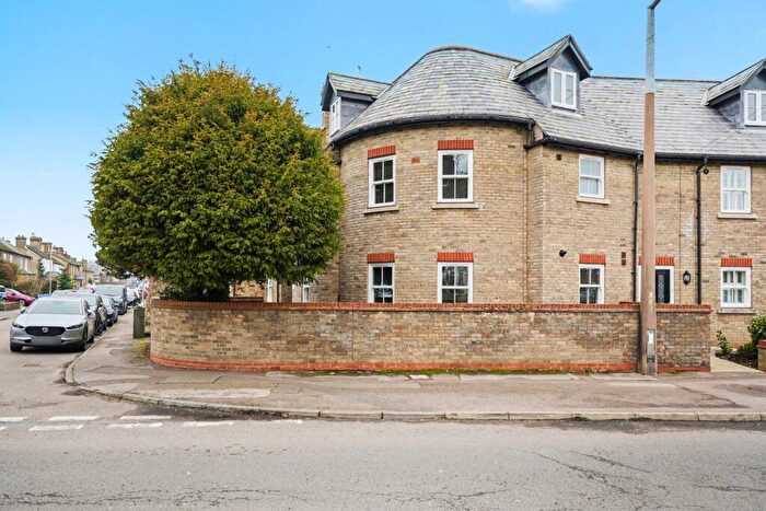 2 Bedroom Town House For Sale In South Road, Baldock, SG7