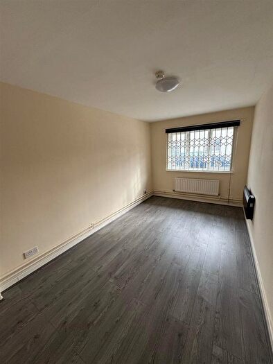 15 Bedroom Block Of Flats To Rent In English Street, Peterborough, PE1
