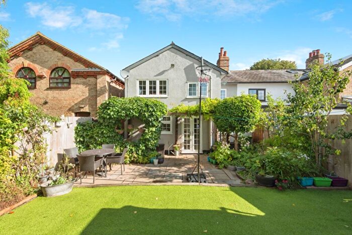 4 Bedroom End Of Terrace House For Sale In Chapel Street, Dunton, Biggleswade, Bedfordshire, SG18