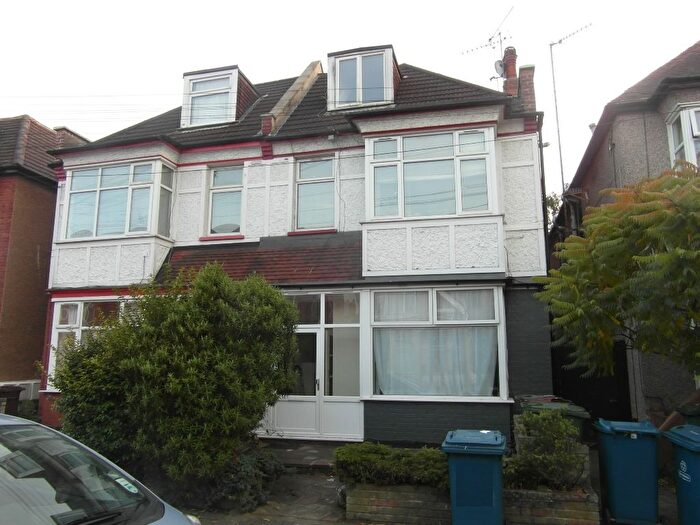 1 Bedroom Flat To Rent In Welldon Crescent, Harrow-On-The-Hill, Harrow, HA1