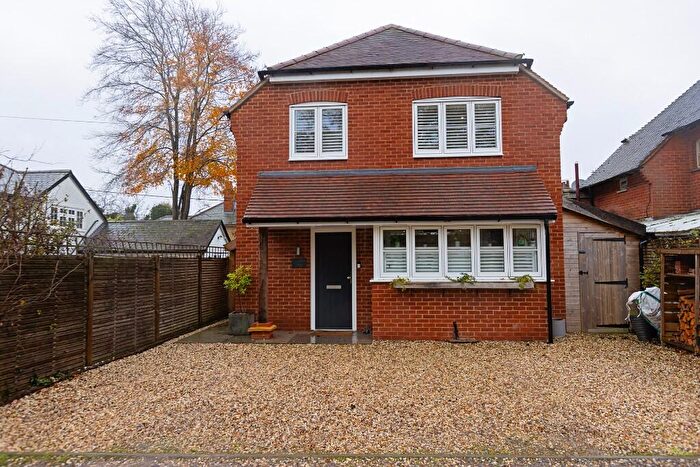 3 Bedroom Detached House To Rent In London Road, Hartley Wintney, RG27