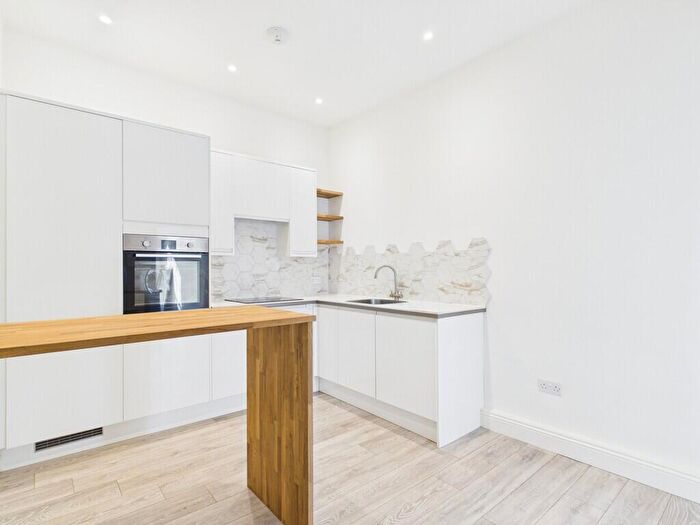 1 Bedroom Apartment To Rent In Bennington Street, Cheltenham, GL50