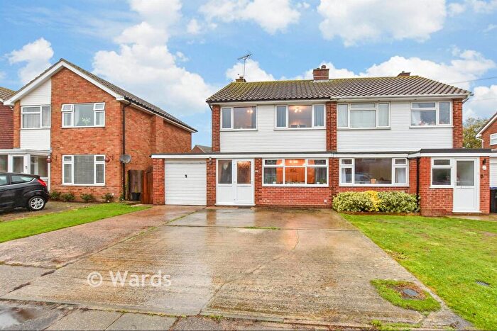 3 Bedroom Semi Detached House For Sale In Lambs Walk, Whitstable, Kent, CT5