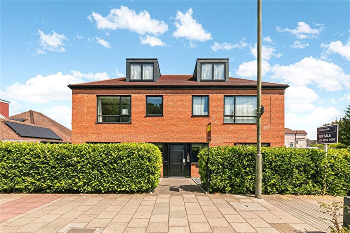 1 Bedroom Flat For Sale In Elmers End Road, Beckenham, BR3