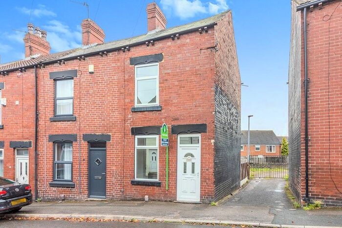 2 Bedroom Terraced House To Rent In Spring Street, Barnsley, South Yorkshire, S70