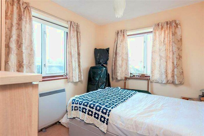 3 Bedroom Bungalow For Sale In St Johns Way, Hempton, Banbury, Oxfordshire, OX15