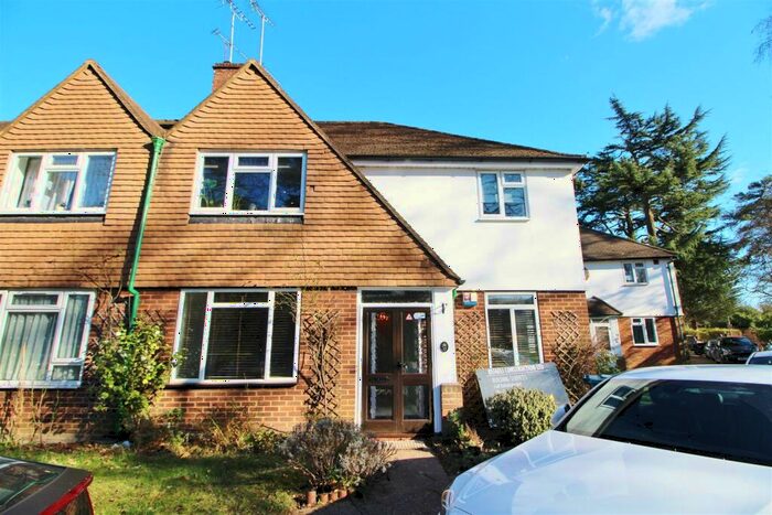 2 Bedroom Apartment To Rent In Alpine Walk, Stanmore, HA7
