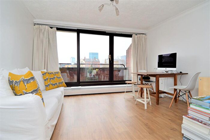 1 Bedroom Apartment To Rent In Polygon Road, Oakshott Court Polygon Road, NW1