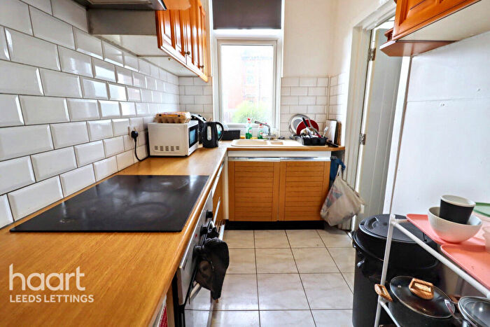 1 Bedroom Terraced House To Rent In Barras Place, Leeds, LS12