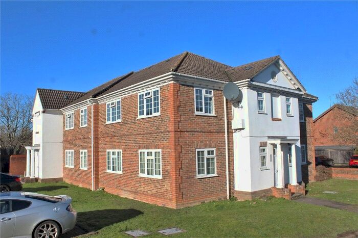 1 Bedroom Flat To Rent In Kingfisher Walk, Ash, Aldershot, GU12