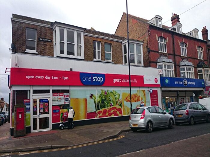 2 Bedroom Flat To Rent In Northdown Road, Cliftonville, Margate, Kent, CT9