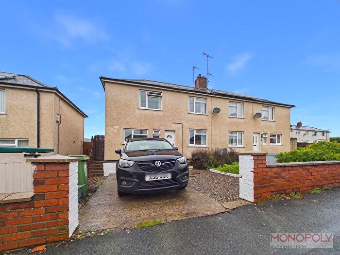 3 Bedroom Semi Detached House For Sale In New House Avenue, Llay, Wrexham, LL12