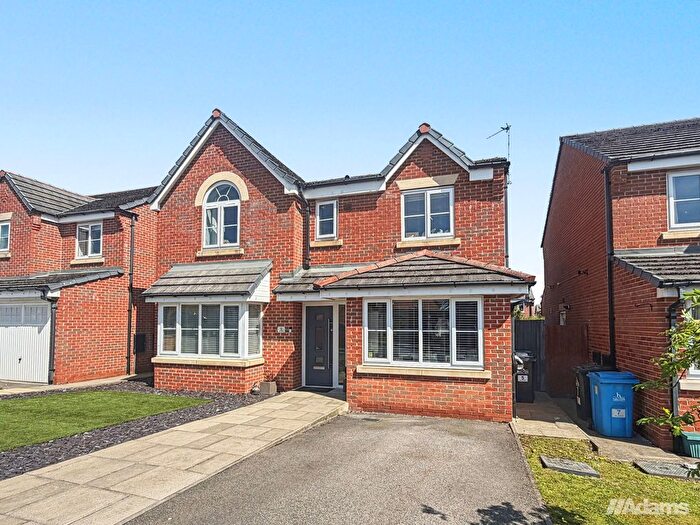 4 Bedroom Detached House For Sale In Wallis Drive, Farnworth, Widnes, WA8