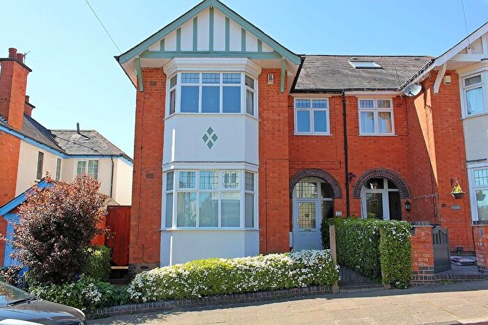 5 Bedroom Semi-Detached House For Sale In Meadhurst Road, Western Park, Leicester, LE3