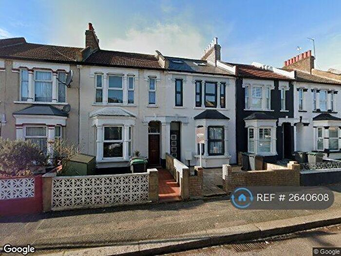 5 Bedroom Terraced House To Rent In Glenwood Road, London, N15