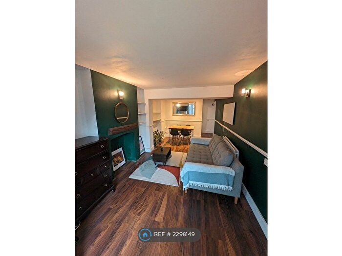 2 Bedroom Flat To Rent In Kent House Road, London, SE26