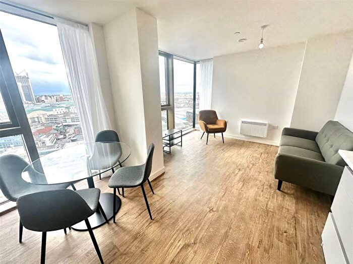 2 Bedroom Flat To Rent In South Central, Essex Street, Birmingham, B5