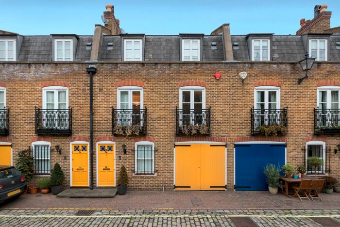 3 Bedroom Flat To Rent In Bristol Mews, London, W9