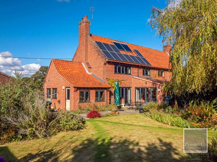 3 Bedroom House For Sale In Redhouse, Buxton, NR10
