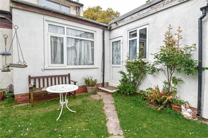 1 Bedroom Maisonette To Rent In Primrose Hill, Kings Norton, B38