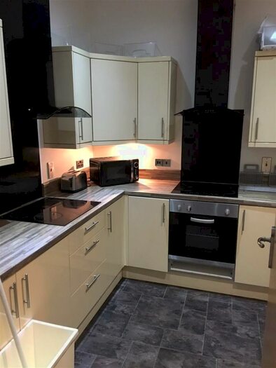 7 Bedroom Private Hall To Rent In Penny Street, Lancaster, LA1