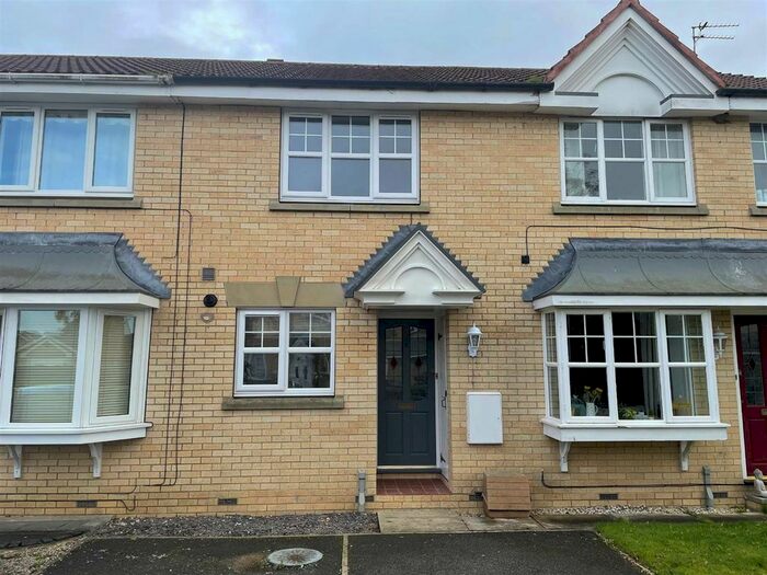 2 Bedroom Town House To Rent In Thurlow Avenue, Pocklington, York, YO42