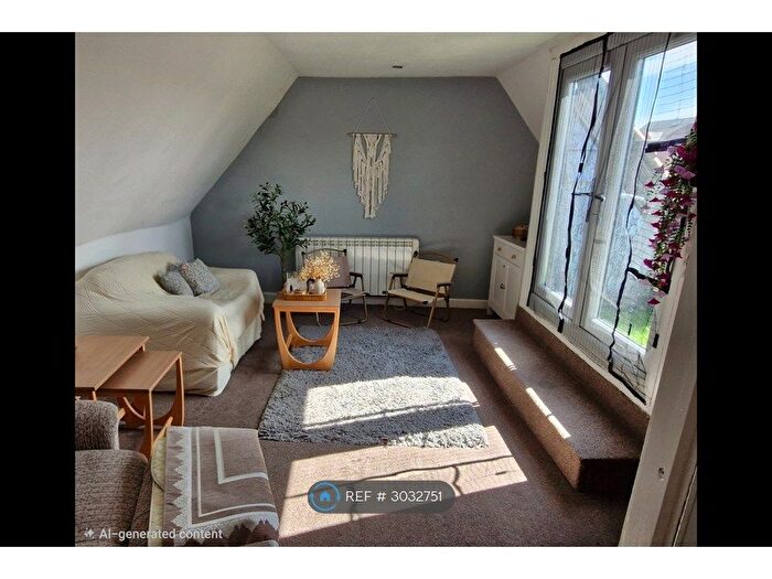 1 Bedroom Flat To Rent In Scale Lane, Hull, HU1