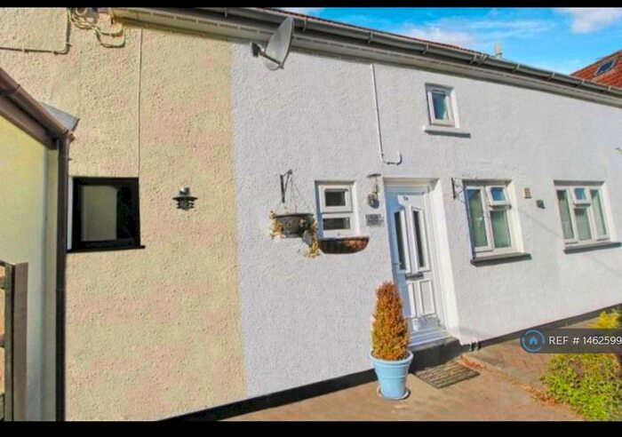 1 Bedroom Flat To Rent In Hillcrest, Pensford, Bristol, BS39