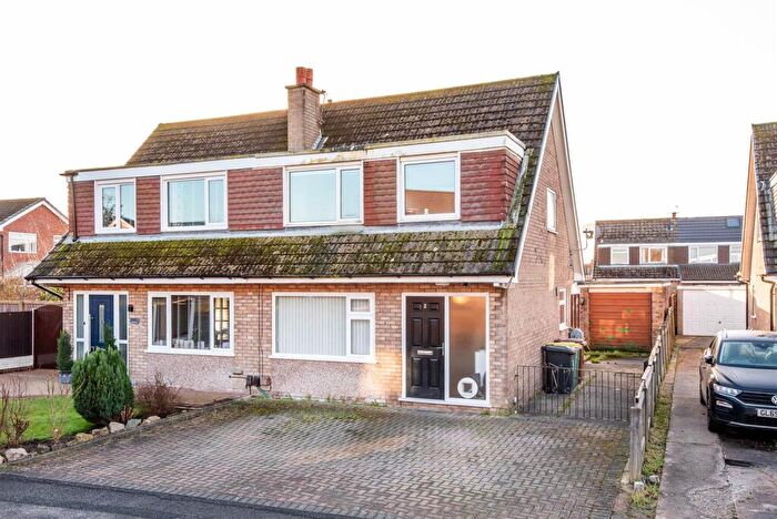 3 Bedroom Semi Detached House For Sale In Newark Place, Fulwood, Preston, PR2